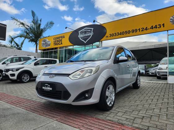 FORD FIESTA 1.6 MPI CLASS HATCH 8V FLEX 4P MANUAL FORD FIESTA 1.6 MPI CLASS HATCH 8V FLEX 4P MANUAL